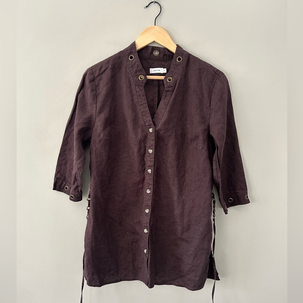 Laura Brown Linen Belted V-Neck Button Down Collarless Bronze Accented Tunic - Picture 4 of 7
